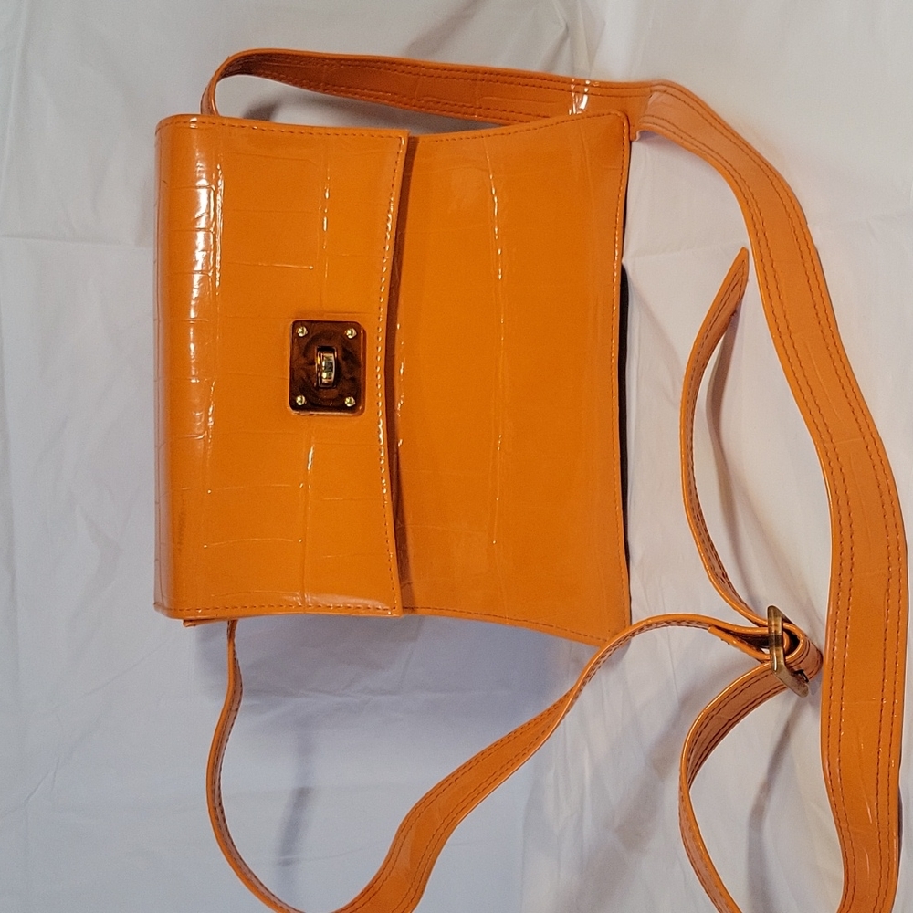 Crossbody bag